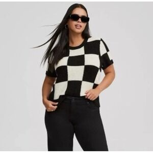 Torrid 1X Short Sleeve Pull Over Check Sweater Black & White Checker